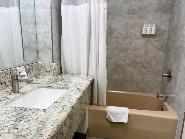 Americas Best Value Inn and Suites -Yucca Valley image 22