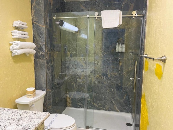 Americas Best Value Inn and Suites -Yucca Valley image 49