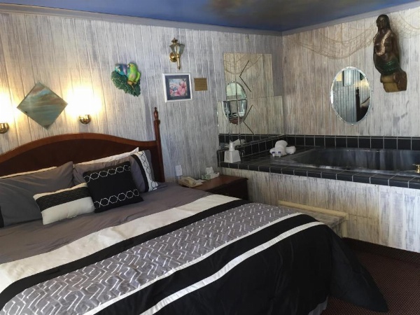 Americas Best Value Inn and Suites -Yucca Valley image 64