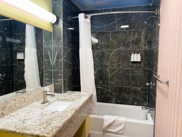 Americas Best Value Inn and Suites -Yucca Valley image 67