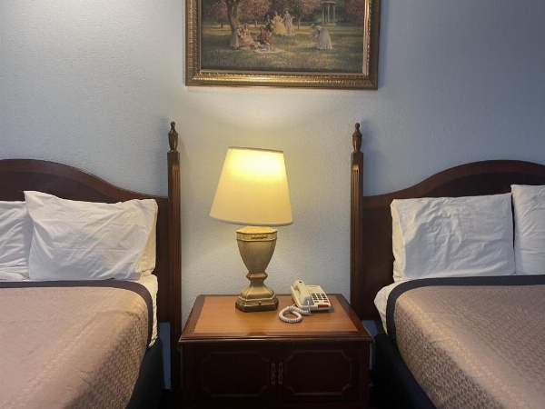 Americas Best Value Inn and Suites -Yucca Valley image 77